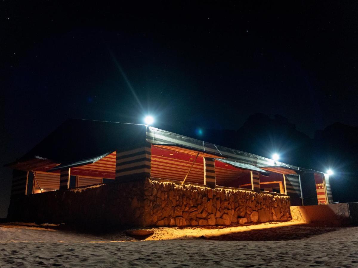 Rotana Camp Hotel Wadi Rum Eksteriør billede