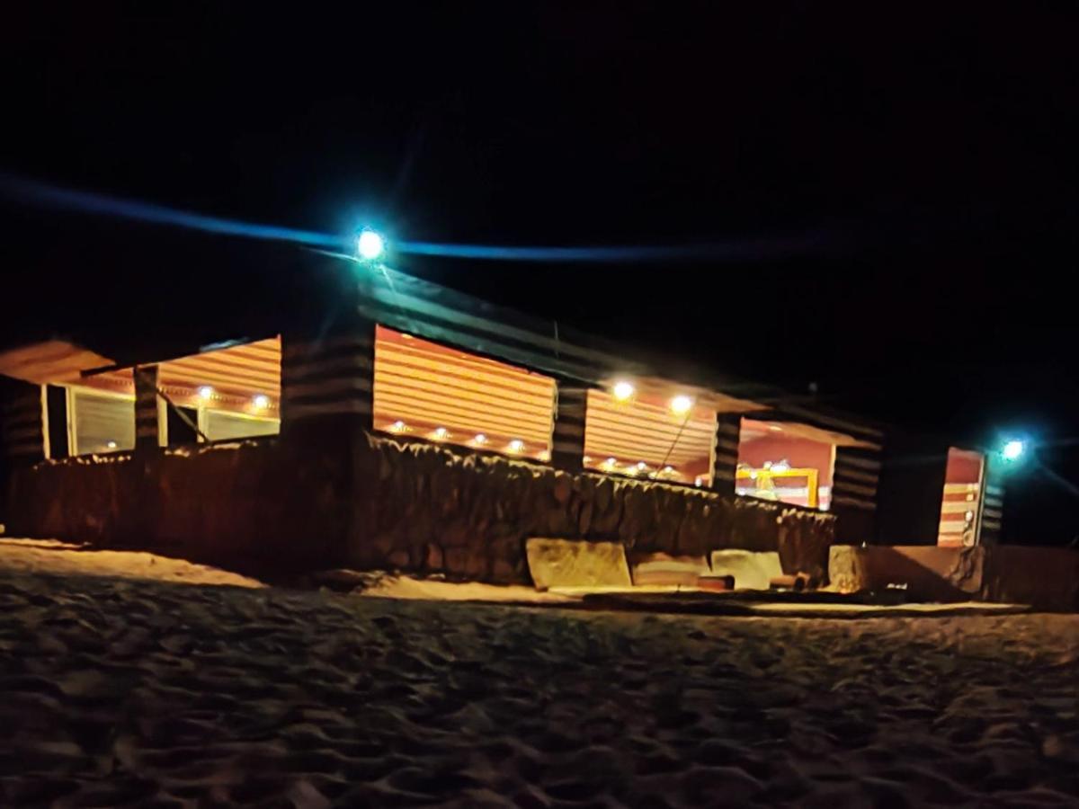 Rotana Camp Hotel Wadi Rum Eksteriør billede