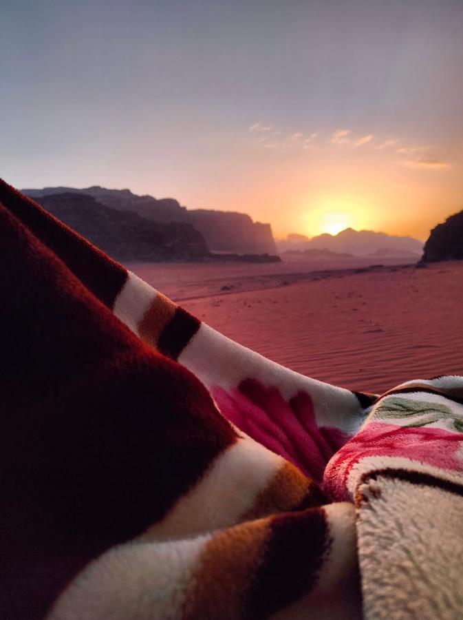 Rotana Camp Hotel Wadi Rum Eksteriør billede
